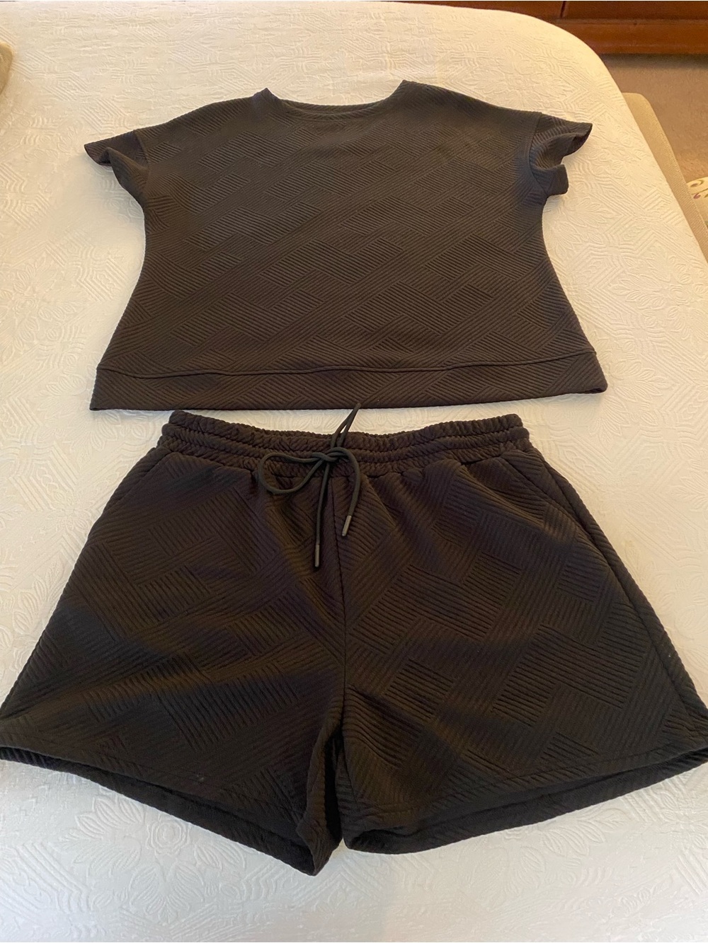 Jaquard Pattern Two-Piece Top and Short Set — Black